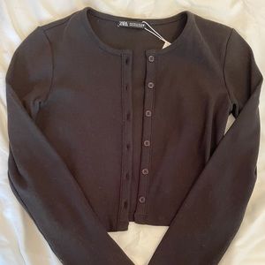 Long sleeve cropped cardigan